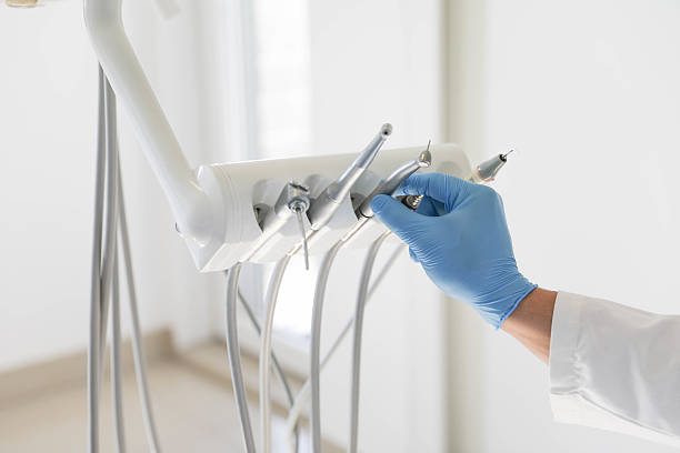 24/7 Emergency Dental Implants experts in Golden Gate, FL